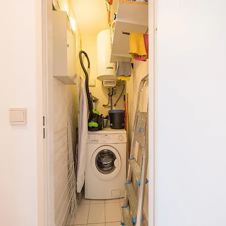 On The 4th Floor, Cleaning Included Apartment *